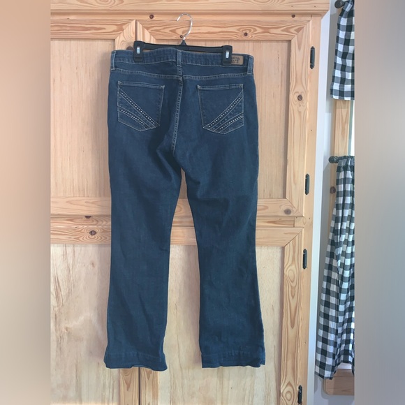 Levi’s Strauss & co signature “modern bootcut” blue denim jeans size 18M - Picture 2 of 3